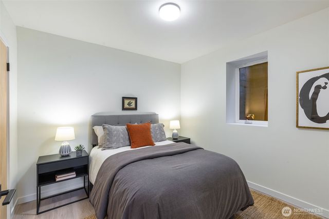 425 26th Avenue E, Seattle, WA 98112