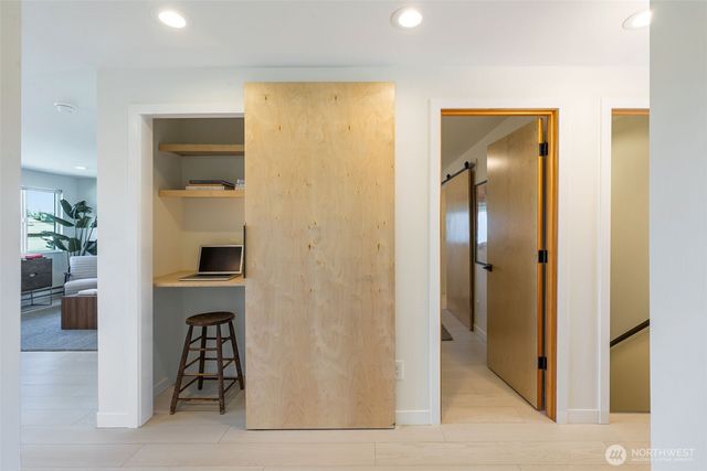 425 26th Avenue E, Seattle, WA 98112
