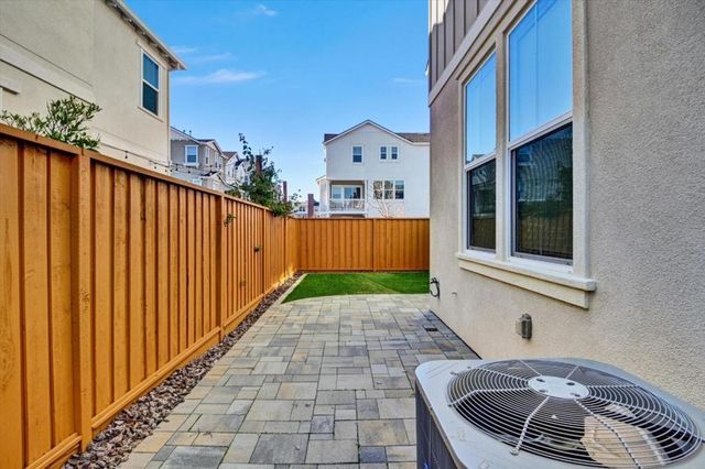 37532 Bay Crest Road, Newark, CA 94560