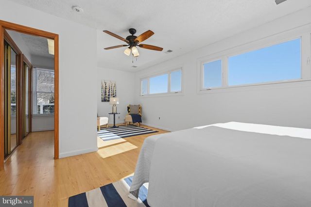 811 LONG COVE RD, Glen Burnie, MD 21060