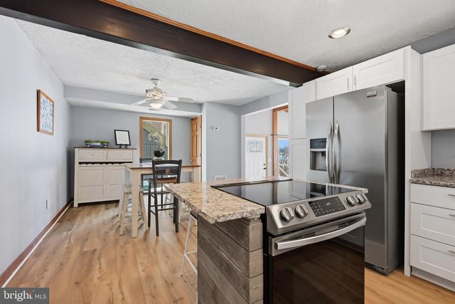 811 LONG COVE RD, Glen Burnie, MD 21060