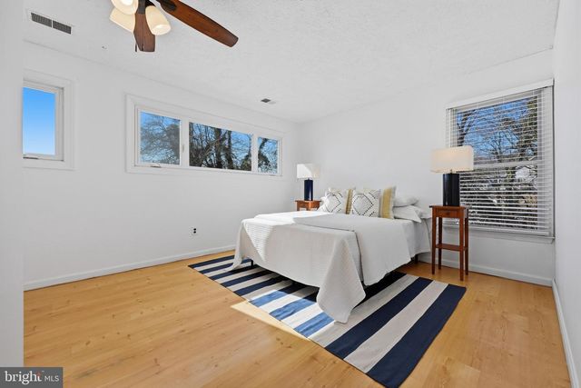 811 LONG COVE RD, Glen Burnie, MD 21060