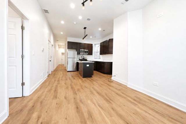 6613 S Vernon Avenue, Chicago, IL 60637