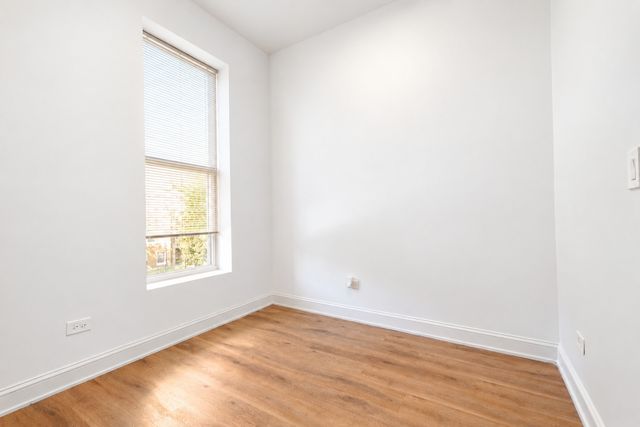 6613 S Vernon Avenue, Chicago, IL 60637