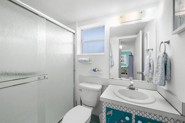 2102 NE 1st Way 103, Boynton Beach, FL 33435