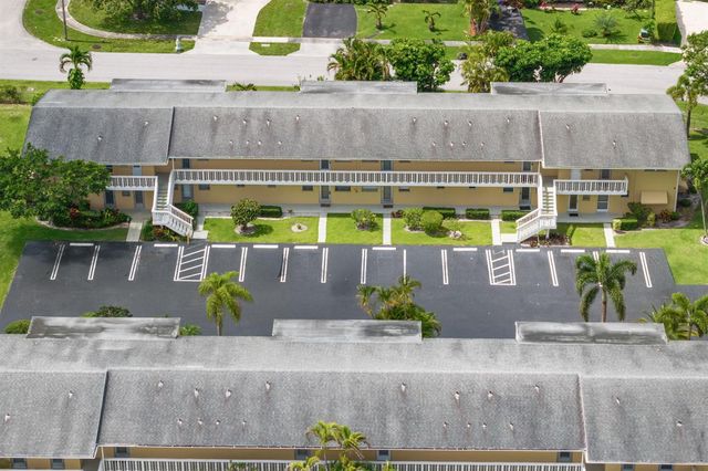 2102 NE 1st Way 103, Boynton Beach, FL 33435