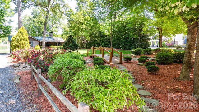 170 Malibu Road, Mooresville, NC 28117