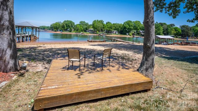 170 Malibu Road, Mooresville, NC 28117