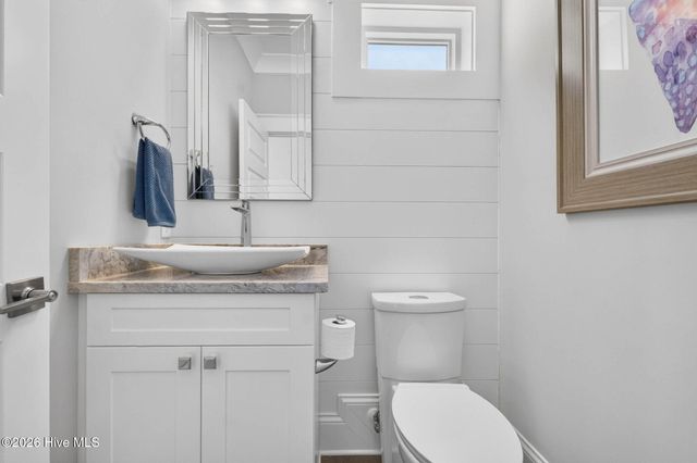 81 W 2nd Street, Ocean Isle Beach, NC 28469