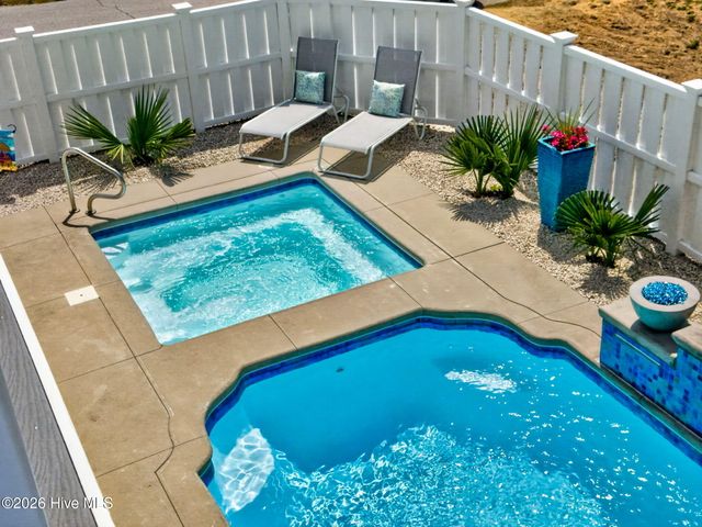 81 W 2nd Street, Ocean Isle Beach, NC 28469