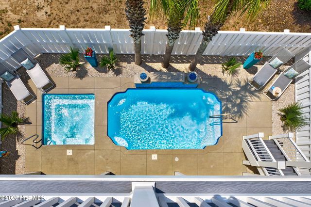 81 W 2nd Street, Ocean Isle Beach, NC 28469