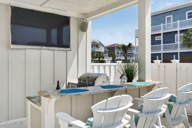 81 W 2nd Street, Ocean Isle Beach, NC 28469