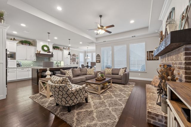 816 Lazy Brooke Drive, Rockwall, TX 75087