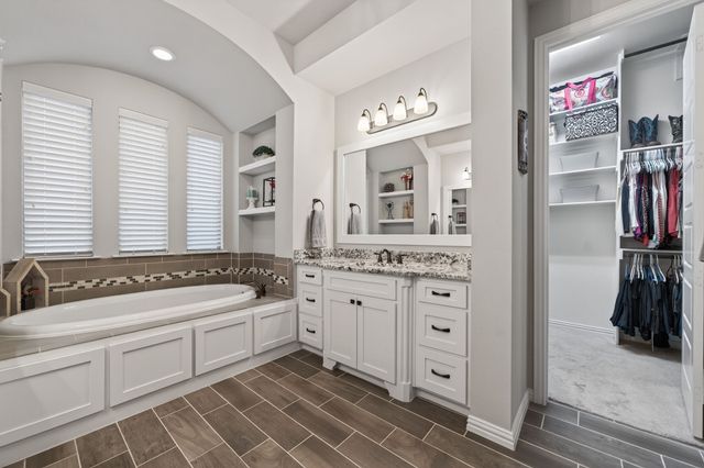 816 Lazy Brooke Drive, Rockwall, TX 75087