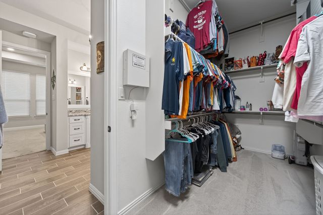 816 Lazy Brooke Drive, Rockwall, TX 75087