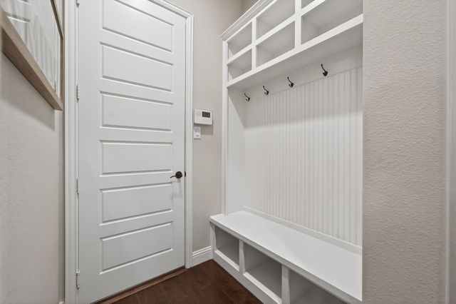 816 Lazy Brooke Drive, Rockwall, TX 75087