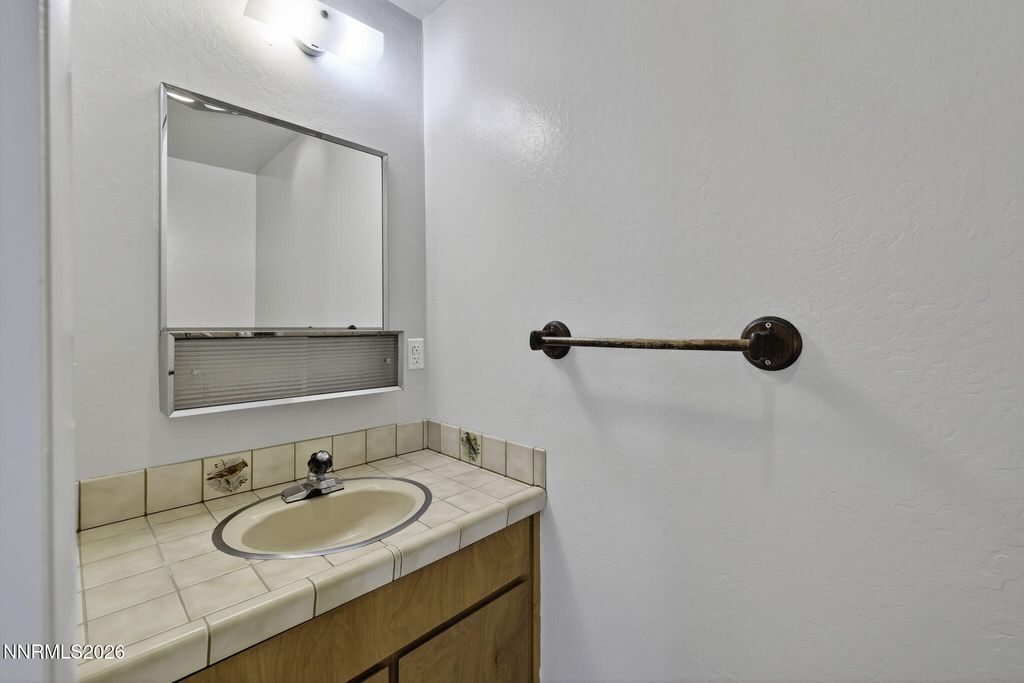 Image 21 of property listing at 1051 Riverview Drive, Gardnerville, NV 89460