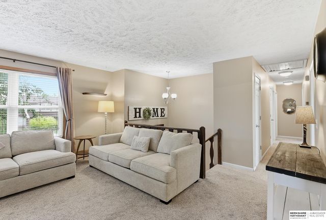 919 Bordeaux Avenue, Bellevue, NE 68123