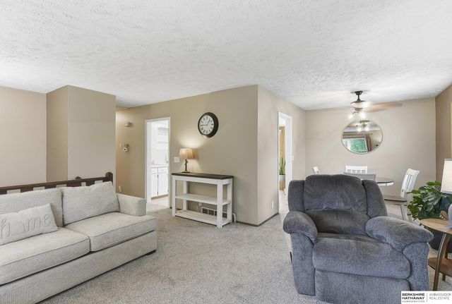 919 Bordeaux Avenue, Bellevue, NE 68123