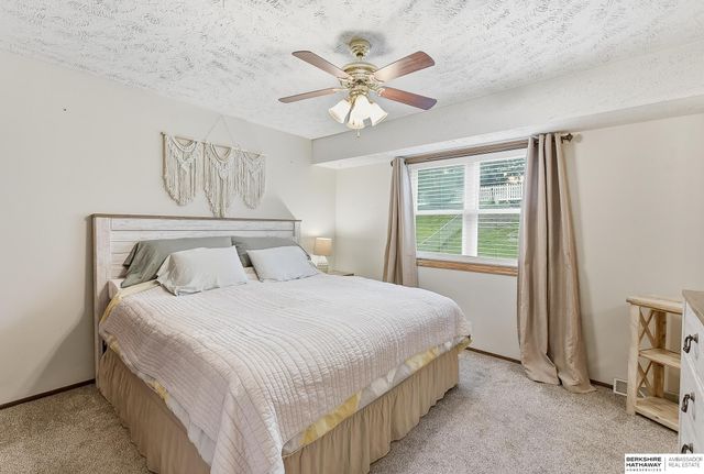 919 Bordeaux Avenue, Bellevue, NE 68123