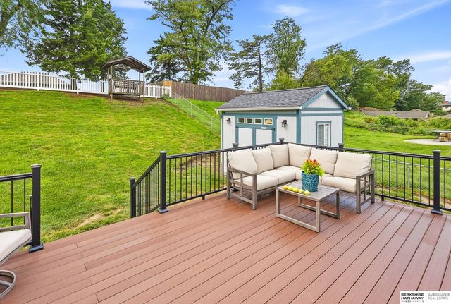 919 Bordeaux Avenue, Bellevue, NE 68123