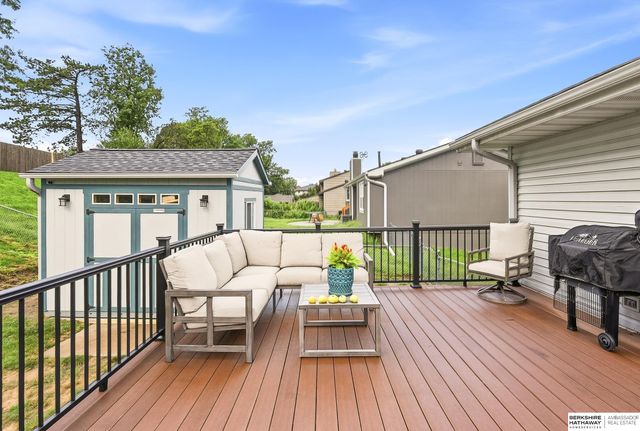 919 Bordeaux Avenue, Bellevue, NE 68123