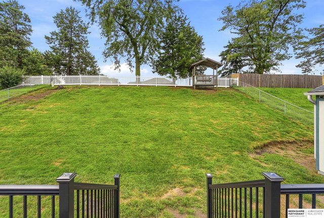 919 Bordeaux Avenue, Bellevue, NE 68123