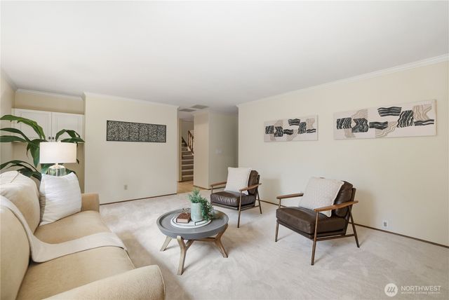 23038 NE 19th Drive, Sammamish, WA 98074