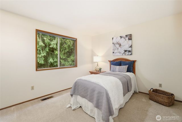 23038 NE 19th Drive, Sammamish, WA 98074