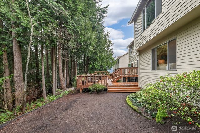 23038 NE 19th Drive, Sammamish, WA 98074