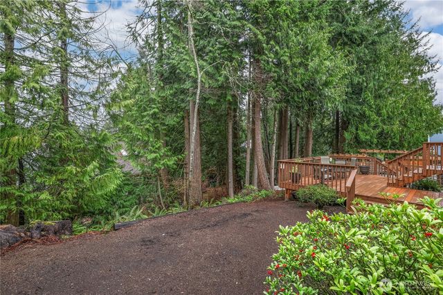 23038 NE 19th Drive, Sammamish, WA 98074