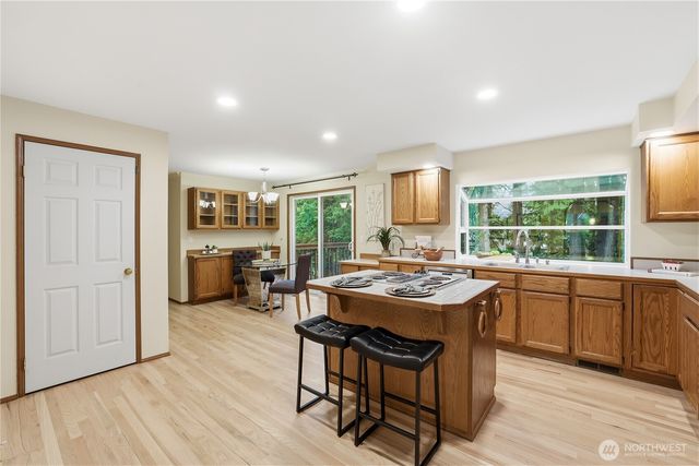 23038 NE 19th Drive, Sammamish, WA 98074