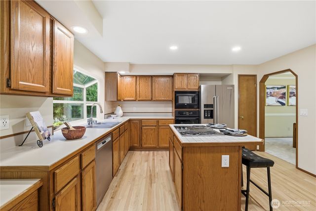 23038 NE 19th Drive, Sammamish, WA 98074