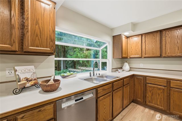 23038 NE 19th Drive, Sammamish, WA 98074