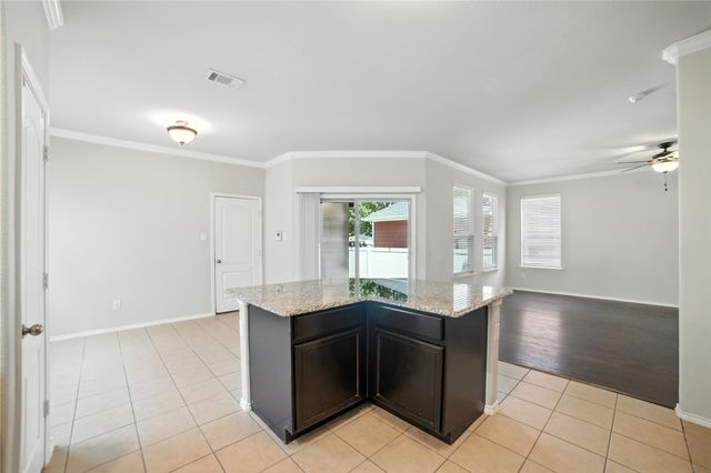 937 King George Lane, Savannah, TX 76227