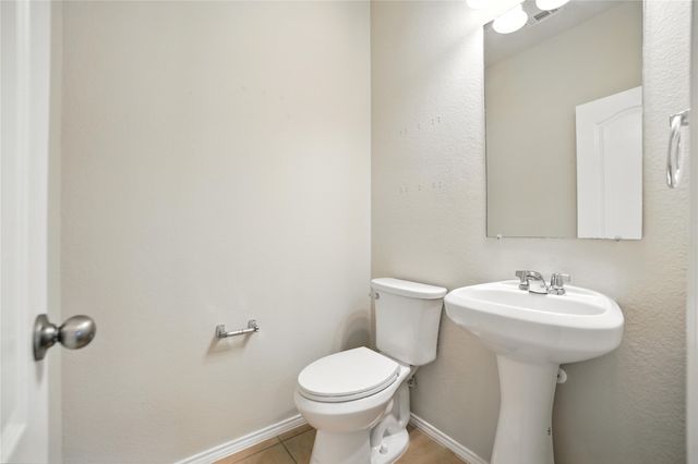 937 King George Lane, Savannah, TX 76227