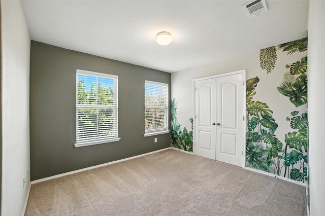 937 King George Lane, Savannah, TX 76227