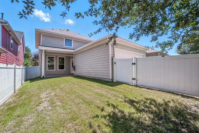 937 King George Lane, Savannah, TX 76227