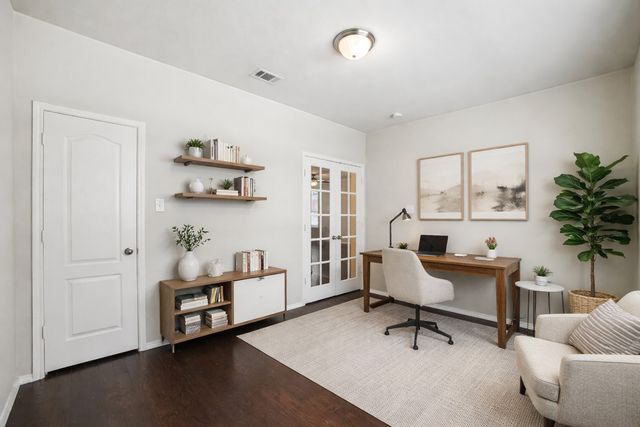 937 King George Lane, Savannah, TX 76227