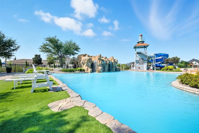 937 King George Lane, Savannah, TX 76227