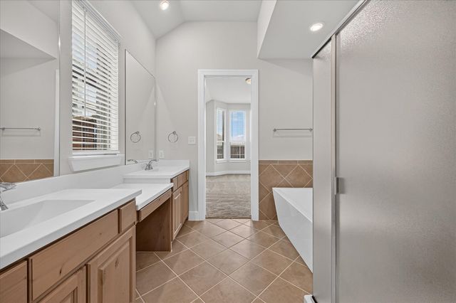 1139 Daphne Road, Fate, TX 75087