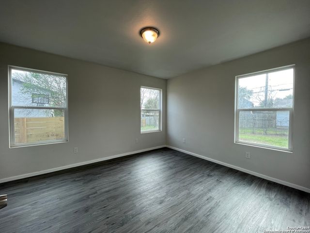 130 Senisa, San Antonio, TX 78228