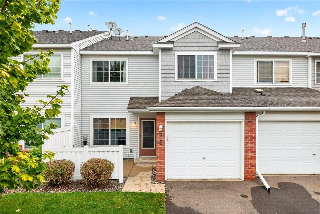 7104 Quail Avenue NE, Otsego, MN 55330 — exterior