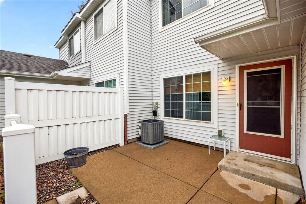 7104 Quail Avenue NE, Otsego, MN 55330 — photo 2