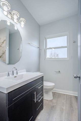 1013 W 18th Place, Chicago, IL 60608
