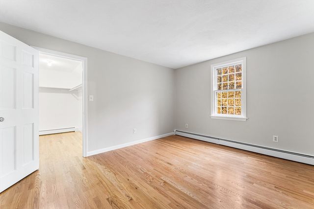 33 Dascomb Rd, Andover, MA 01810