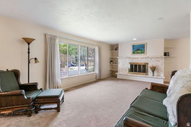4851 KIWANA DR, South Ogden, UT 84403