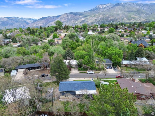 4851 KIWANA DR, South Ogden, UT 84403