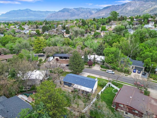 4851 KIWANA DR, South Ogden, UT 84403