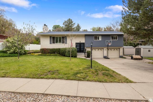 4851 KIWANA DR, South Ogden, UT 84403